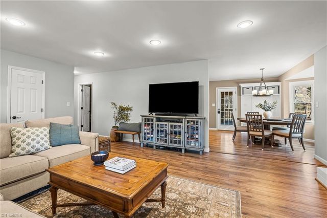 200 Winsom Road, Kernersville, NC 27284