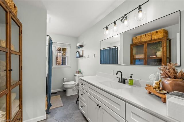 200 Winsom Road, Kernersville, NC 27284