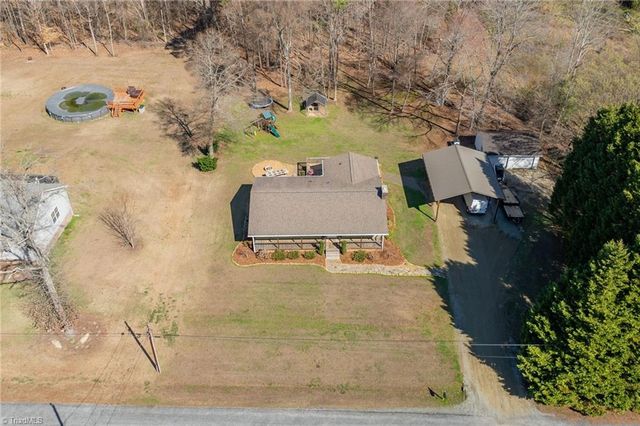200 Winsom Road, Kernersville, NC 27284