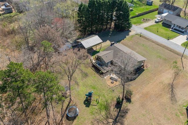 200 Winsom Road, Kernersville, NC 27284