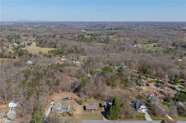 200 Winsom Road, Kernersville, NC 27284