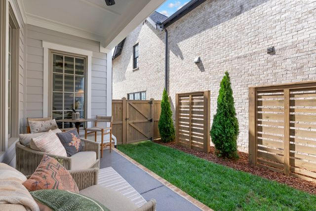 487 Marston Ave, Thompsons Station, TN 37179
