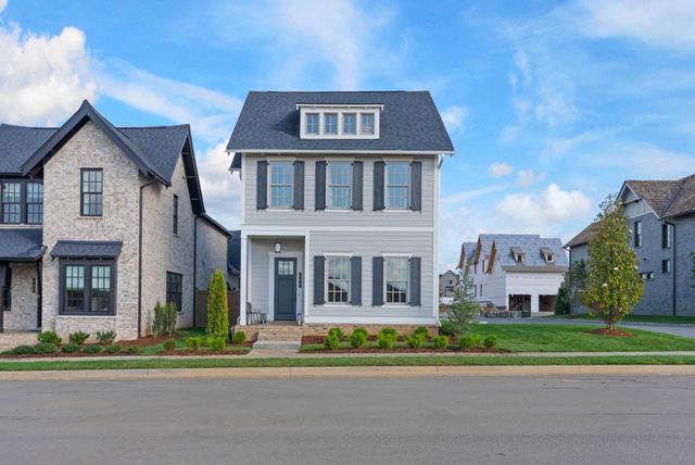 487 Marston Ave, Thompsons Station, TN 37179