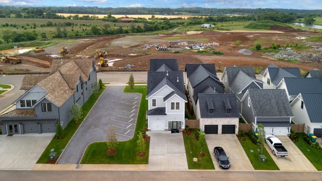 487 Marston Ave, Thompsons Station, TN 37179