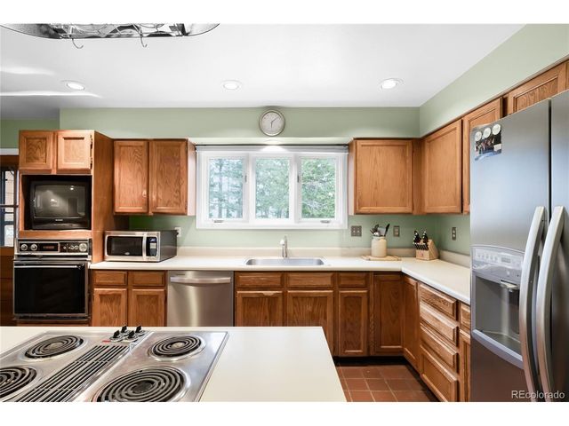 394 Deer Trail Cir, Boulder, CO 80302