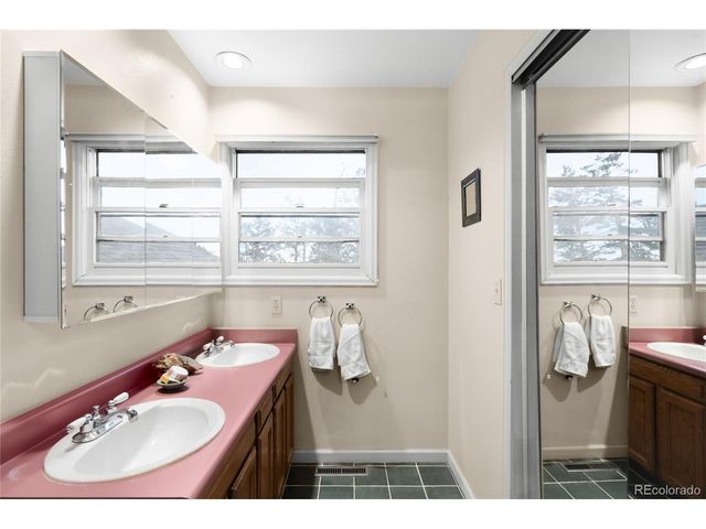 394 Deer Trail Cir, Boulder, CO 80302