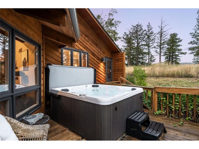 394 Deer Trail Cir, Boulder, CO 80302