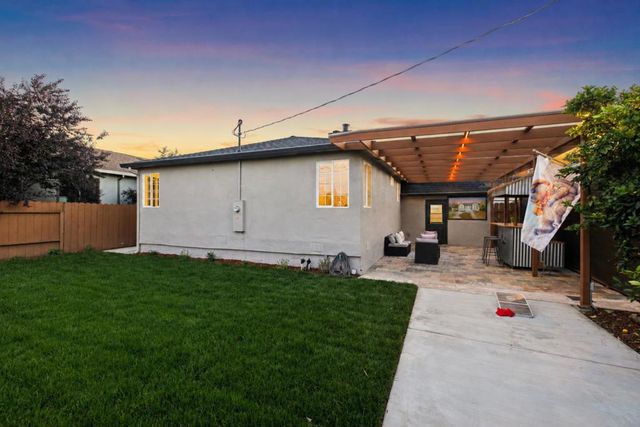 3533 Pasadena Drive, San Mateo, CA 94403