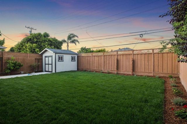 3533 Pasadena Drive, San Mateo, CA 94403