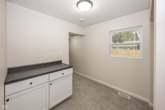 611 N Franklin Street, Knightstown, IN 46148