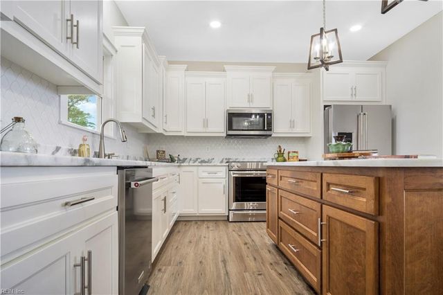 767 Sunken Meadow RD, Spring Grove, VA 23881