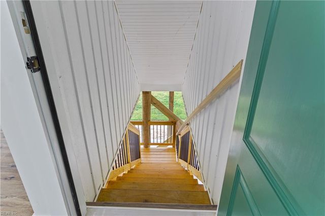 767 Sunken Meadow RD, Spring Grove, VA 23881