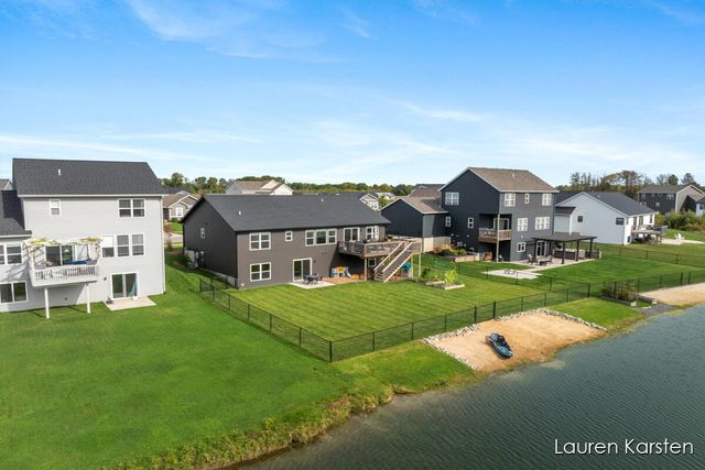 6296 High Queen Court, Allendale, MI 49401