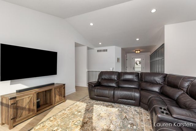 6296 High Queen Court, Allendale, MI 49401