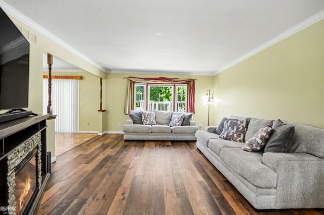 13867 Tefft Drive, Warren, MI 48088