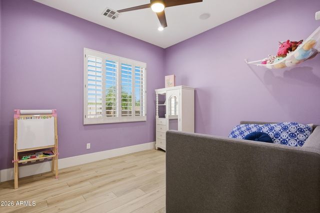 1829 W ALOE VERA Drive, Phoenix, AZ 85085