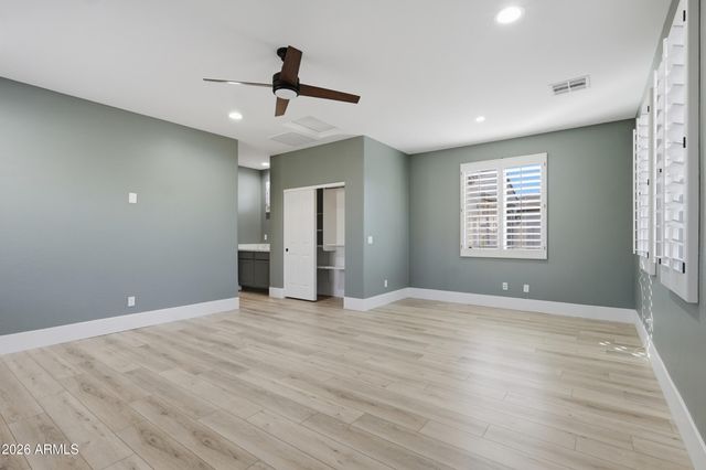 1829 W ALOE VERA Drive, Phoenix, AZ 85085
