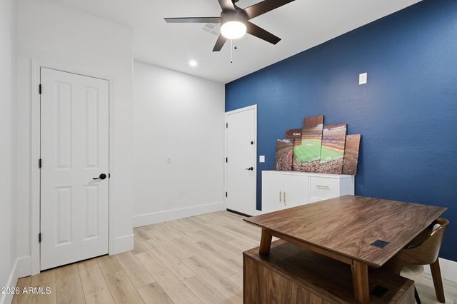 1829 W ALOE VERA Drive, Phoenix, AZ 85085