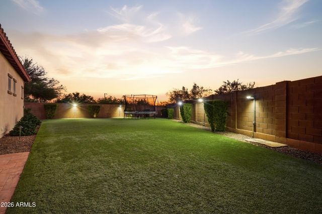 1829 W ALOE VERA Drive, Phoenix, AZ 85085