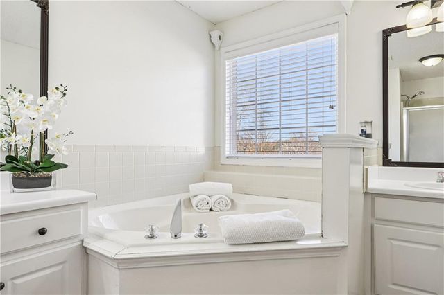 809 Custom Lane, Winder, GA 30680