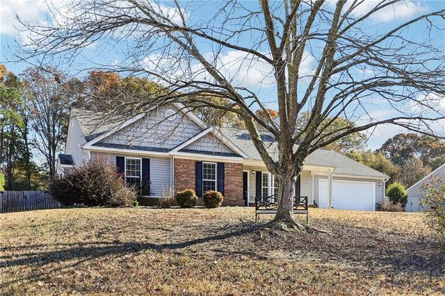 809 Custom Lane, Winder, GA 30680