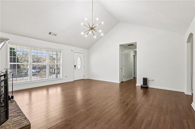 809 Custom Lane, Winder, GA 30680