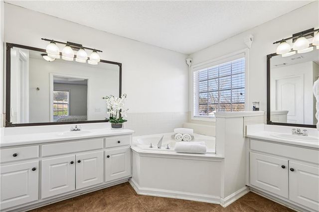 809 Custom Lane, Winder, GA 30680