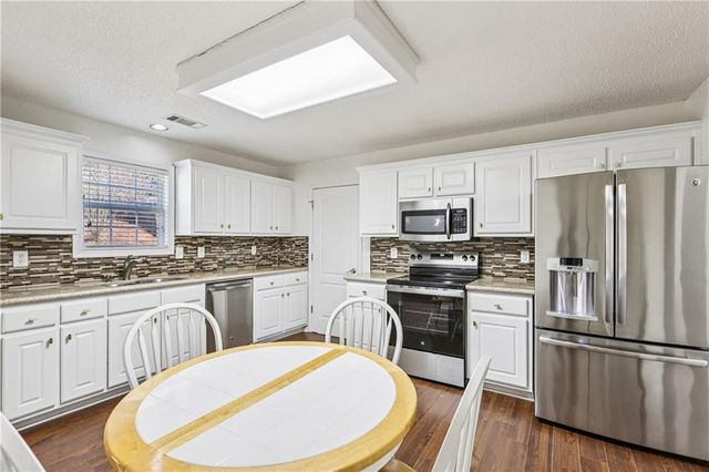 809 Custom Lane, Winder, GA 30680