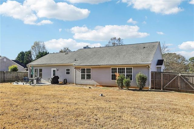 809 Custom Lane, Winder, GA 30680