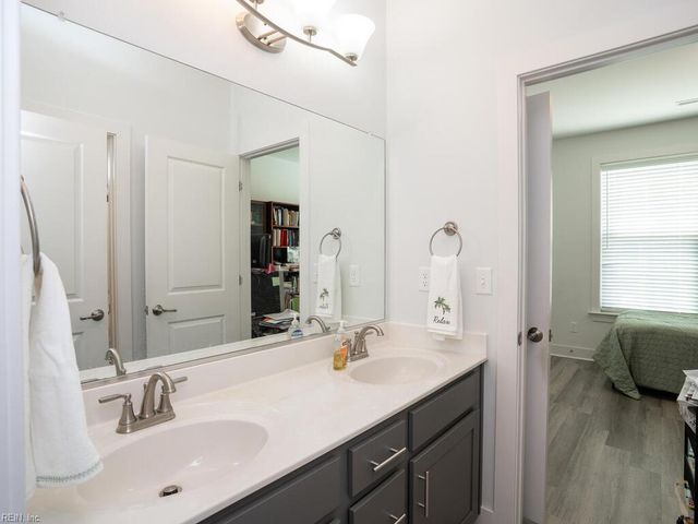 2913 Bermuda Grass CT, Virginia Beach, VA 23453