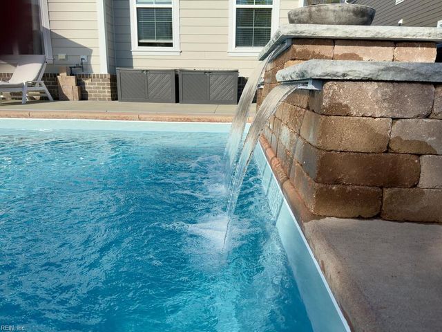 2913 Bermuda Grass CT, Virginia Beach, VA 23453