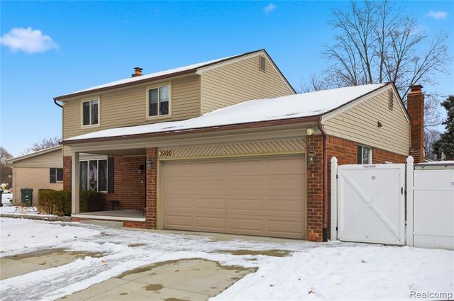 39120 Della Rosa Drive, Sterling Heights, MI 48313