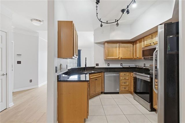 200 Renaissance Parkway NE 221, Atlanta, GA 30308