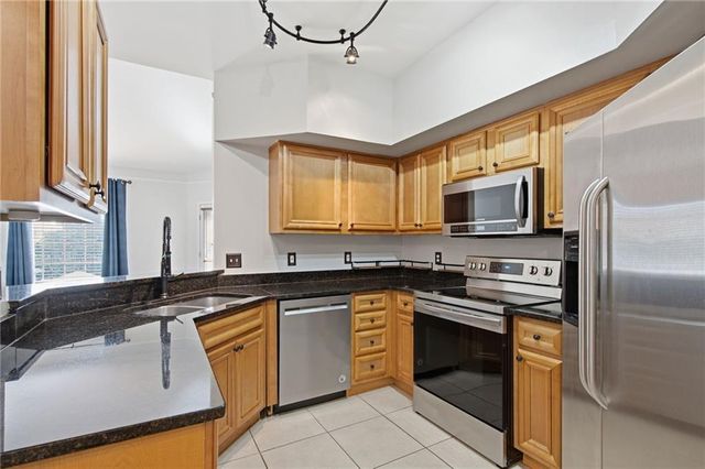 200 Renaissance Parkway NE 221, Atlanta, GA 30308