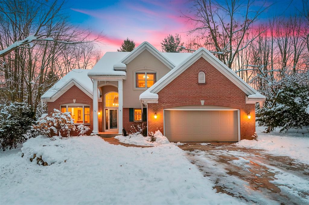 6086 Taggers Trail, Richland, MI 49083