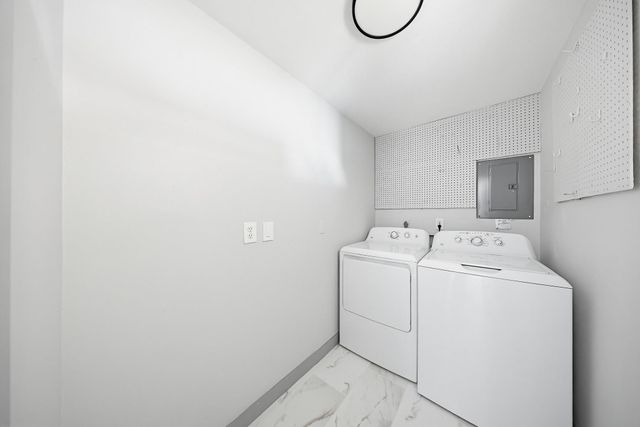 9706 Westview Drive 3, Houston, TX 77055