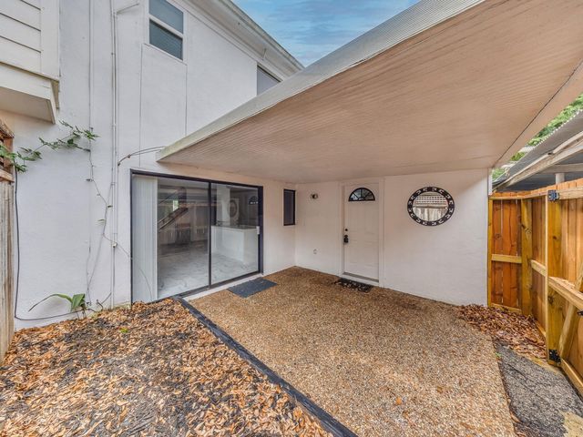 9706 Westview Drive 3, Houston, TX 77055