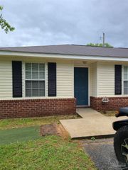 1421 N 61st Ave 302, Pensacola, FL 32506
