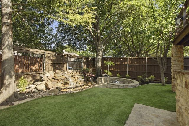 210 Chinaberry Way, Coppell, TX 75019