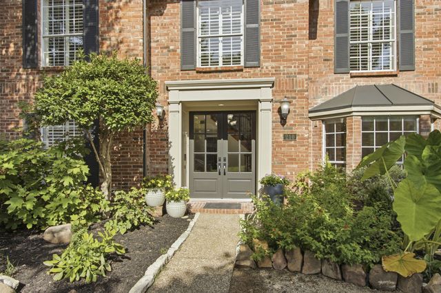 210 Chinaberry Way, Coppell, TX 75019