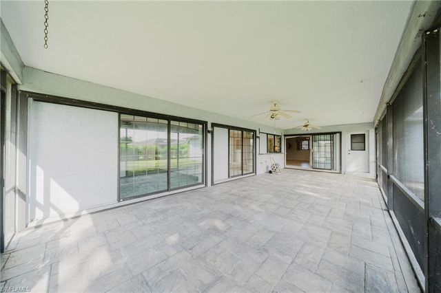 4015 SE 9th CT, Cape Coral, FL 33904