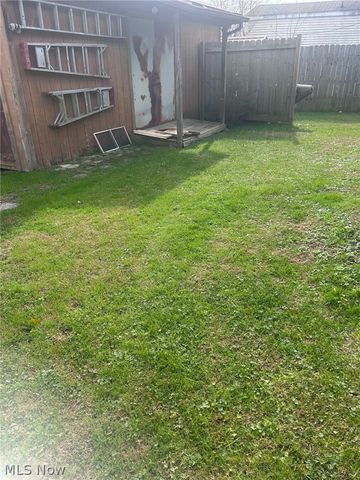 55 Thorn Street, Parkersburg, WV 26101