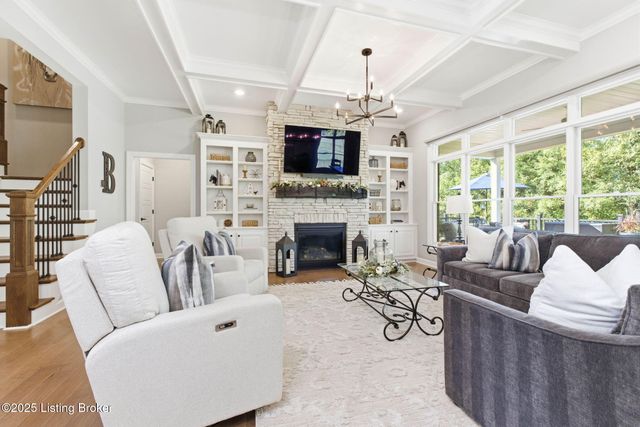 5525 Ruby Falls Dr, Prospect, KY 40059