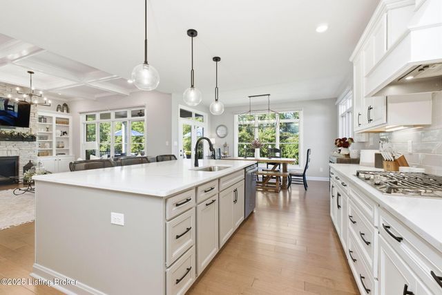 5525 Ruby Falls Dr, Prospect, KY 40059