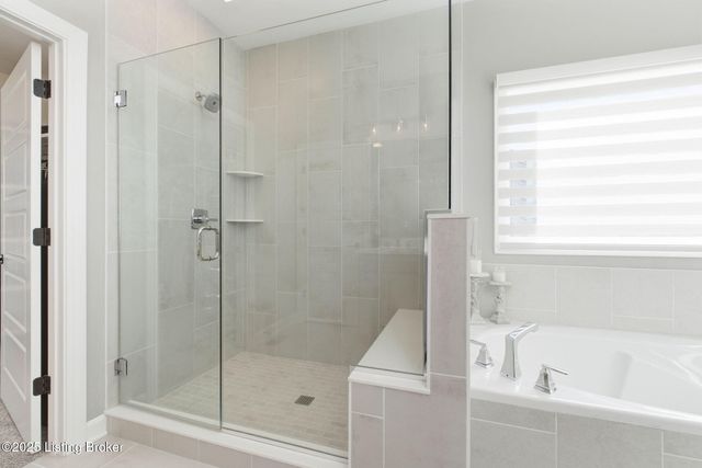 5525 Ruby Falls Dr, Prospect, KY 40059