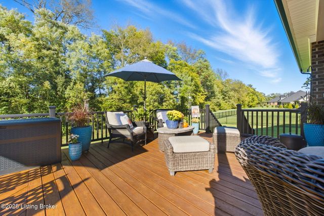 5525 Ruby Falls Dr, Prospect, KY 40059