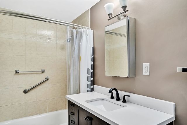 31 Park Cir, Arlington, MA 02476