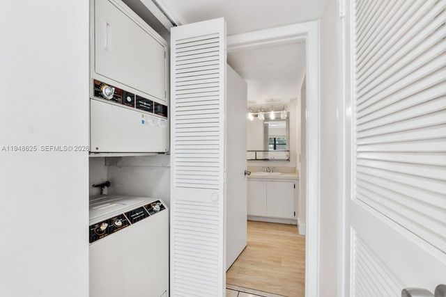 995 SW 84th Ave 223, Miami, FL 33144