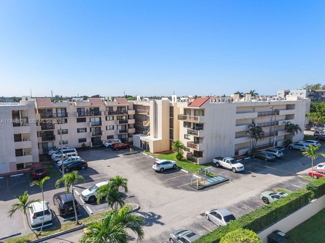 995 SW 84th Ave 223, Miami, FL 33144