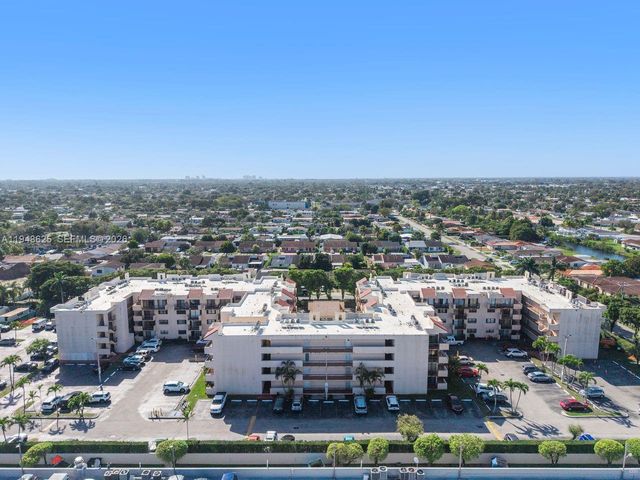 995 SW 84th Ave 223, Miami, FL 33144